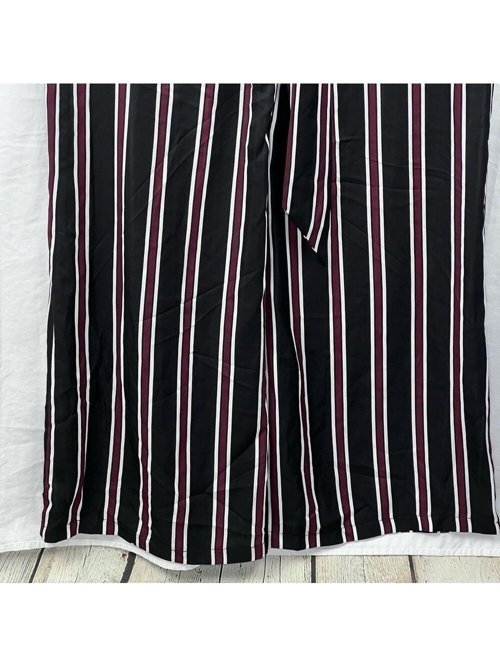 New-shop17 Vertical Striped Tie Back, Wide Leg, Flared, Strappy Jump Suit SM - Picture 12 of 12